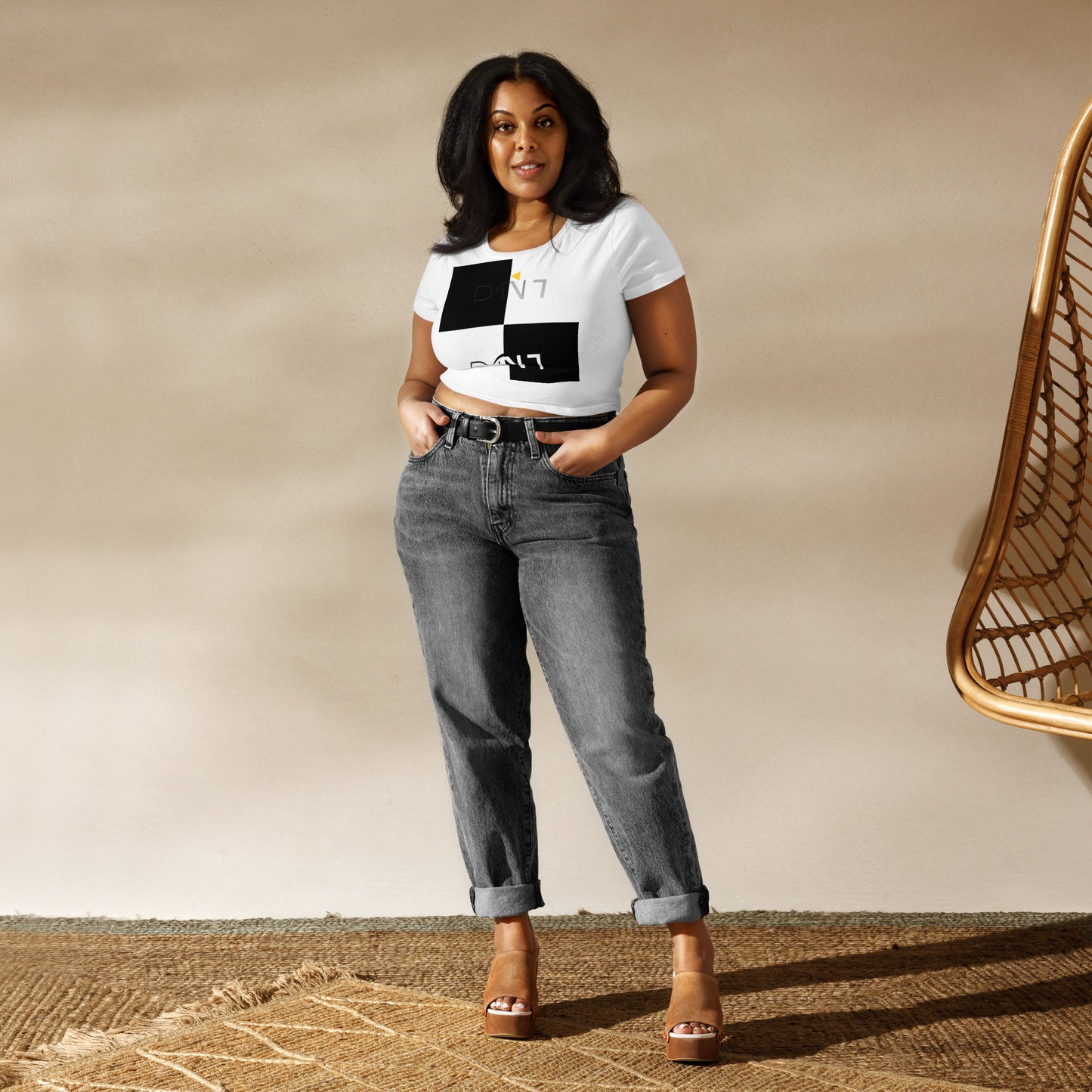 She got it Women’s Crop Tee