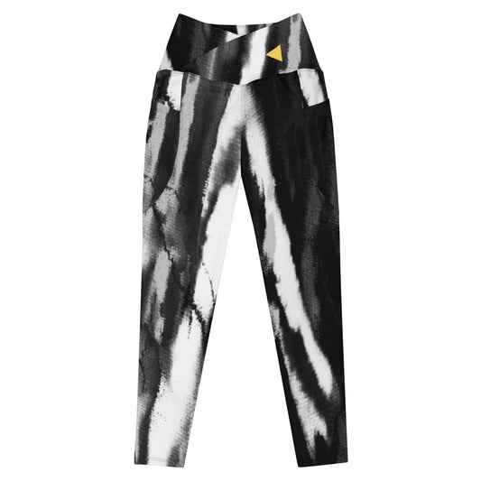 Blk/Wht Crossover leggings with pockets